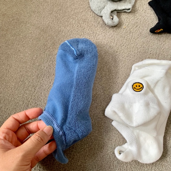 Emoji 😂 😍😘🙄️😊XOXO SOCKS(6 pairs) - Picture 8 of 8